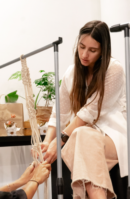 TALLER PLANT HANGER